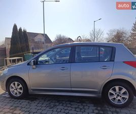 NISSAN TIIDA 2011