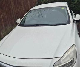 VAUXHALL, INSIGNIA, HATCHBACK, 2012, MANUAL, 1956 (CC), 5 DOORS