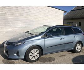 TOYOTA AURIS TOURING SPORTS 1.33 ACTIVE 110.000KM!VEZETETT SZERVIZKÖNYV!