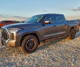 TOYOTA TUNDRA * CREWMAX* SR*