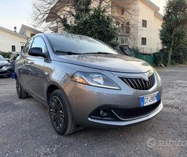 LANCIA YPSILON 1.0 FIREFLY 5 PORTE S&S HYBRID GOLD