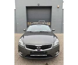 KIA CEE'D 1.6 EX
