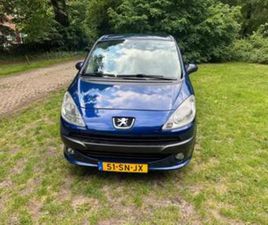 PEUGEOT 1007, 1.4 GENTRY