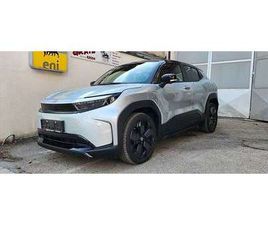 TOYOTA URBAN CRUISER ELEKTRO AWD 61KWH LOUNGE AUT. BI-...