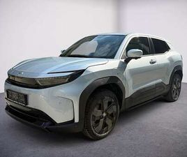 TOYOTA URBAN CRUISER ELEKTRO AWD 61KWH LOUNGE AUT.