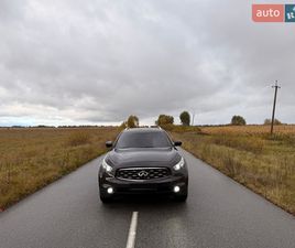 INFINITI FX 37 2010