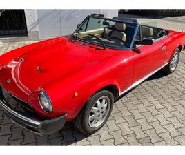 FIAT 124 SPIDER