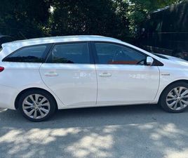 TOYOTA AURIS TOURING SPORTS 1,8 HYBRID- MIT RELAXE GARANTIE