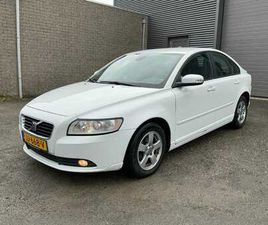 VOLVO S40 VOITURE PARTICULIÈRE (JJ-668-V)