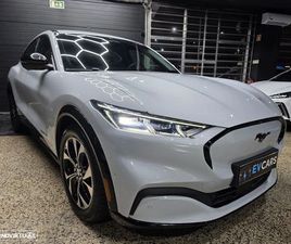 FORD MUSTANG MACH-E AWD PREMIUM