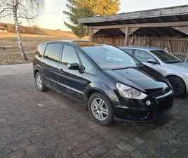 FORD S-MAX TITANIUM