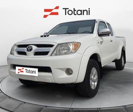 4 RUNNER/HILUX 1ª HILUX 2.5 D4D 120 CV EXTRACAB 4 POSTI