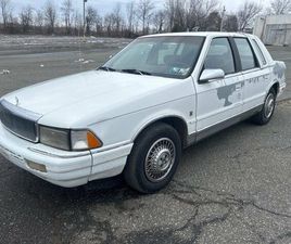 1990 CHRYSLER LEBARON LX SEDAN