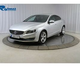 D4 AWD CLASSIC MOMENTUM