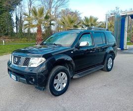 NISSAN PATHFINDER 2.5 DCI 4X4 CON RIDOTTE 7P