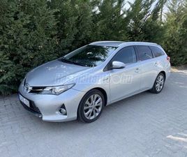 TOYOTA AURIS TOURING SPORTS 1.8 HSD LOUNGE (AUTOMATA) NAGYSZERVIZ ELVÉGEZVE A TOYOTÁNÁL