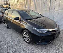 TOYOTA AURIS TOURING SPORTS 1.8 HSD LIVE TSS (AUTOMATA) 8 ALUFELNI