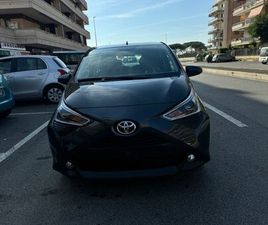 TOYOTA AYGO CONNECT 1.0 VVT-I 72 CV 5 PORTE X-PLAY LED NAVI KAMERA PDC CERCHI 16