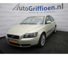 VOLVO S40 2.4 ELAN HEERLIJKE AUTOMAAT MET TREKHAAK