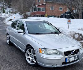 VOLVO S60 - NYBESIKTAD