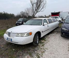LINCOLN TOWN CAR LIFE LIMOUSINE