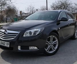 OPEL INSIGNIA 2012