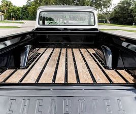 CHEVROLET C10 CUSTOM PICKUP