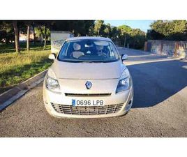 RENAULT - GRAND SCÉNIC