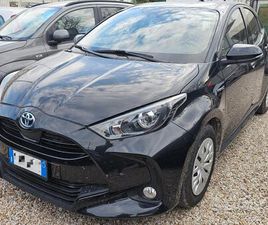 TOYOTA YARIS TOYOTA YARIS 1.5 HYBRID 5 PORTE BUSINESS