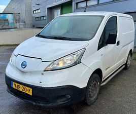 NISSAN E-NV200 VÉHICULE COMMERCIAL NISSAN E-NV200 2015