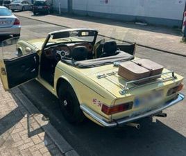 TRIUMPH TR6