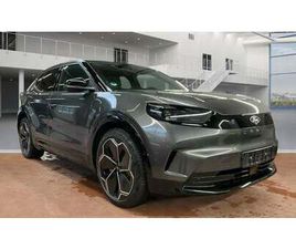 FORD CAPRI 79 PREMIUM EXTENDED RANGE AWD 5D