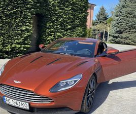 ASTON MARTIN DB11 2017