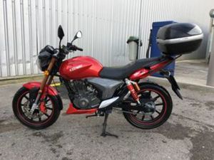 KEEWAY RKV 125