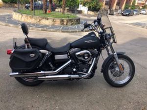 HARLEY DAVIDSON DYNA STREET BOB