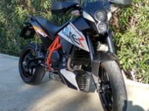 KTM 690 DUKE R