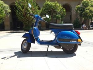 VESPA COSA 200
