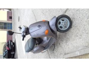 VESPA ET 4