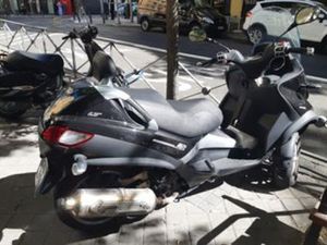 VESPA MP3 400 LT