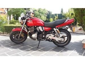 SUZUKI GSX 1200 INAZUMA