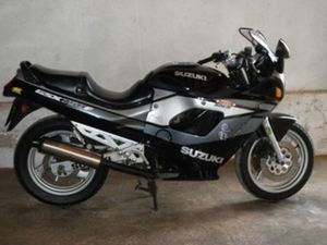 SUZUKI GSX 750 F