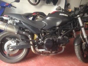 DUCATI MONSTER 695