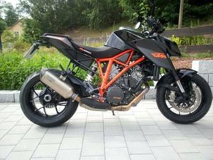 KTM SUPER DUKE 1290 R