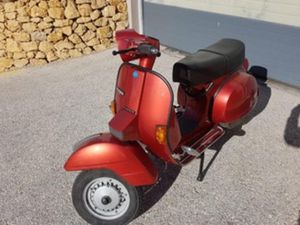 VESPA COSA 200