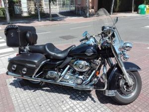 HARLEY DAVIDSON FLHRC ROAD KING CLASSIC
