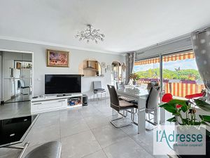 Vente appartement 3 pièces  67.74m²  Antibes