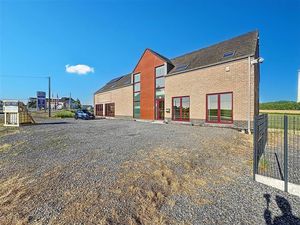 Immeuble de rapport à vendre avec garage et jardin   Havay (VBD65522)