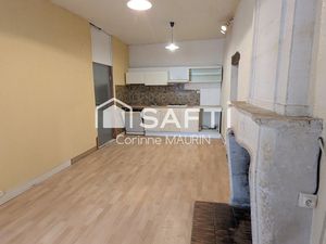 Rare sur le secteur : immeuble 3 niveaux à réinventer pour forte rentabilité.