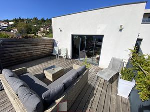 Superbe TERRASE DE 33m2 !