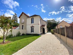 LUISANT COMTESSES - Maison années 30 récemment rénovée sur u